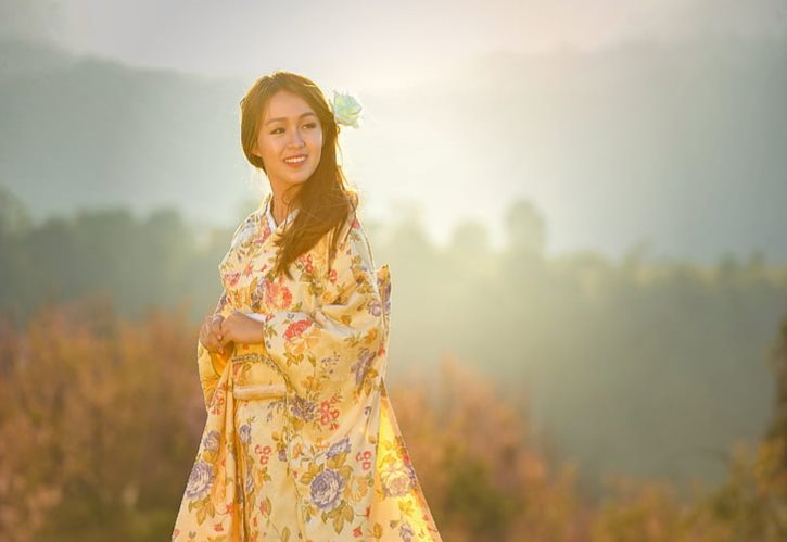 宁艺卓合约到期情况 女娃合约什么时候到期