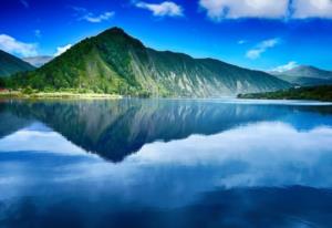 金山寺和法海的关系 法海水漫金山是镇江吗
