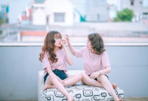10级风能把高层吹坍塌么